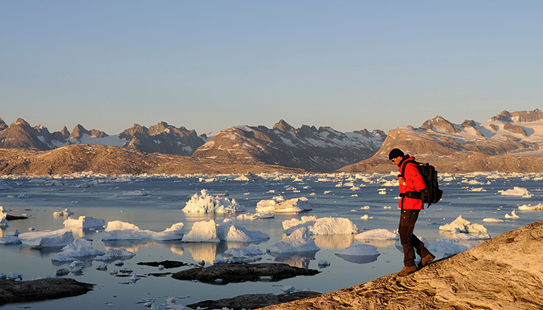 Wiei-iceland-walking-3